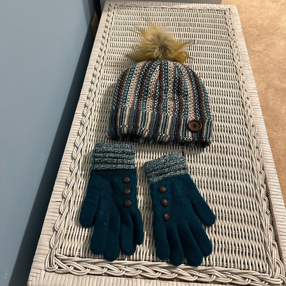 Striped Knit Beanie and Gloves Set - Teal and Brown